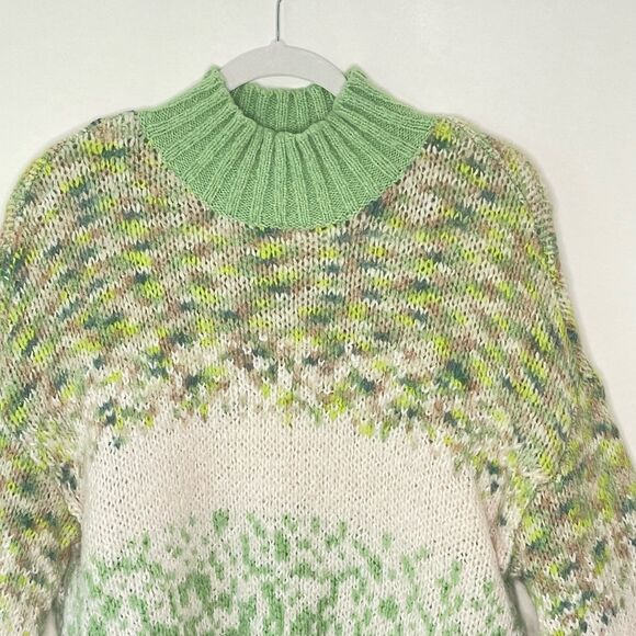 Aerie Green Oversized Mock Neck Fluffy Yarn Sweater Medium - Picture 4 of 9